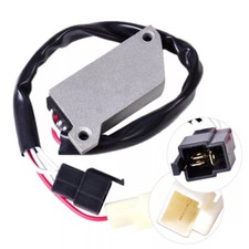 REGOLATORE DI TENSIONE TOURMAX