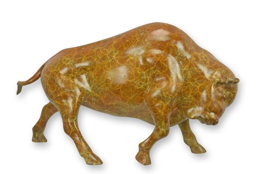 Una scultura bronzo - in,