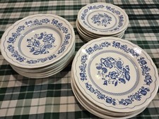 SERVIZIO DI PIATTI CERAMICA
