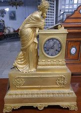 Orologio Da Tavolo In Bronzo Dorato Del XIX Secolo Francese