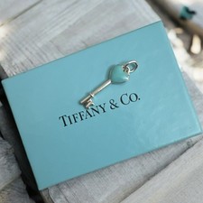 Ciondolo chiave cuore smaltato blu argento Tiffany & Co originale per collana o bracciale