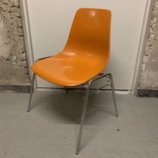 Sedia Wilkhahn in fibra di vetro (1v5)