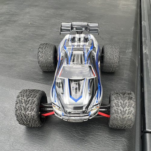 Traxxas revo vxl 16 - vxl, 1:16