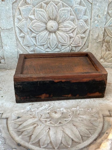 Antica vecchia scatola porta