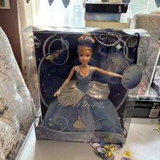 Barbie Holiday Princess