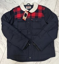 Mens levis jacket (size M)