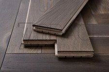 Parquet Classico Rovere Solido Spina di Aringa 22x100x600mm MARRONE e GRIGIO campione