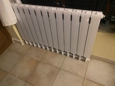 radiatori alluminio Appena Smontati Mai Utilizzati Num 30/40 Elementi Totali