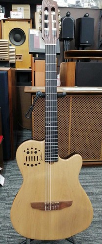 Chitarra elettrica godin acs - elettrica,