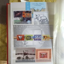 COLLEZIONE DI FRANCOBOLLI