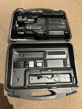 Videocamera vintage Panasonic M10 nera, stereo VHS Hi-Fi