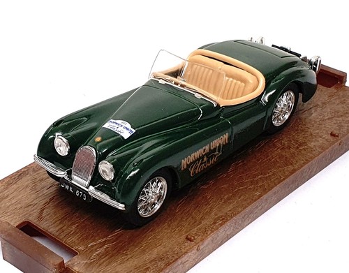 Brumm scala r102 1948 - 1/43,