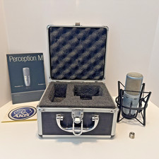 AKG Perception 220 Microfono a
