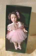 Dolls house - dolls',