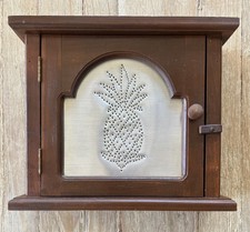 Armadio da parete vintage in