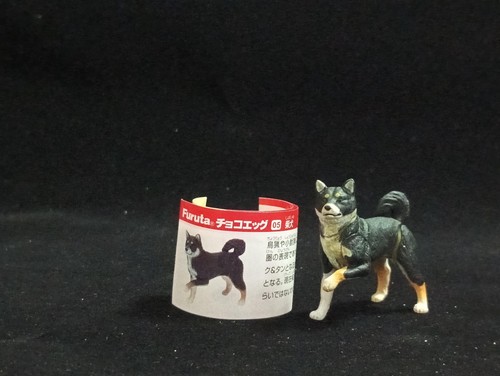 Figurina nera shiba inu - nera,