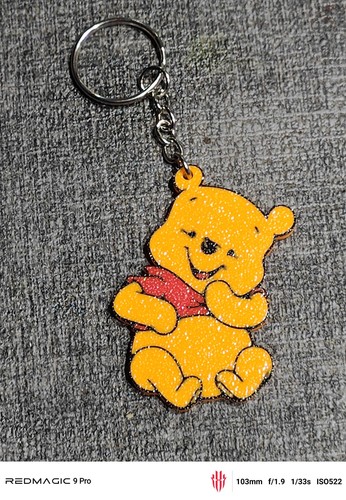 Winnie the pooh keyring - winnie,