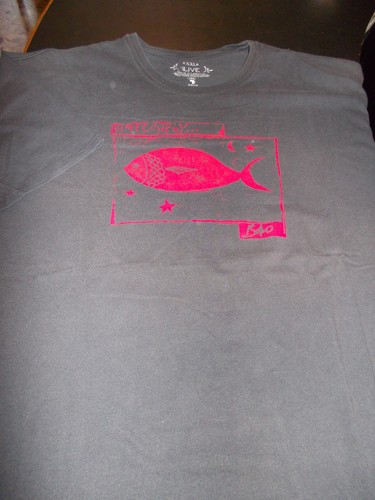 Bono fish can fly - /, "fish