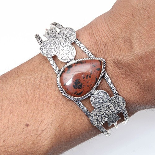 Bracciali braccialetti fatti - , a
