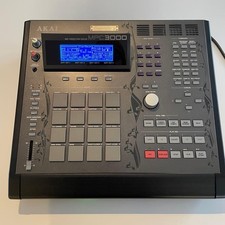 AKAI professional MPC3000 LE