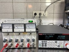 Alimentatore da laboratorio