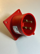 Presa CEE MASCHIO impermeabile 32-AMP 380-Volt 3 poli 4 fili IP44 6H PCE 6249-6