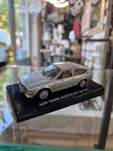 Modellino auto scala - 1/43, alfa