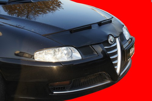 Reggiseno cofano - reggiseno, auto