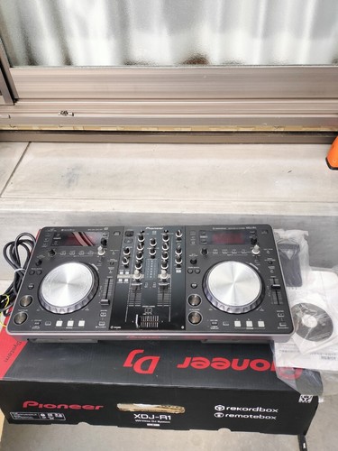 Pioneer xdj system - pioneer,