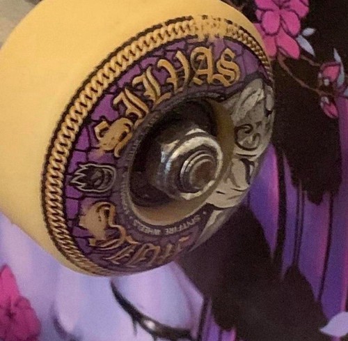 skateboard