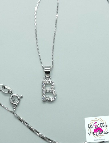 Collana con iniziale lettera