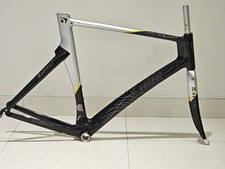 Telaio stradale in carbonio