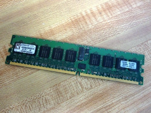 Kingston kvr400d2d8r3k2 kit - kvr400d2d8r3k2/2g,