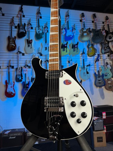 Nuova chitarra rickenbacker - nuova,