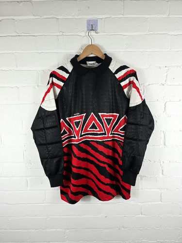Maglia modello portiere manica