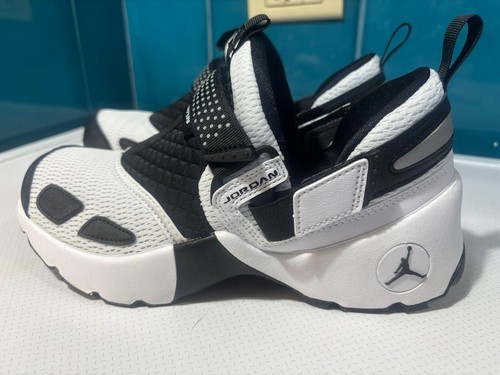 Jordan trunner black white - trunner, lx