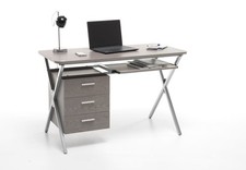 Scrivania grigia completa di