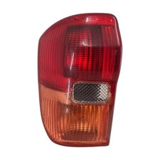 FANALE POST. SINISTRO 8156142060 per TOYOTA RAV 4 2A SERIE (09/00>01/06<) 2.0