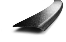 Paraurti in plastica nero per