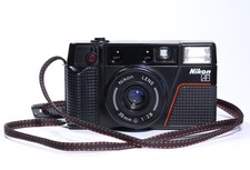 Nikon L35 AF2 da 2.8/35mm, con
