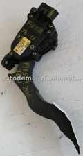 Pedale acceleratore