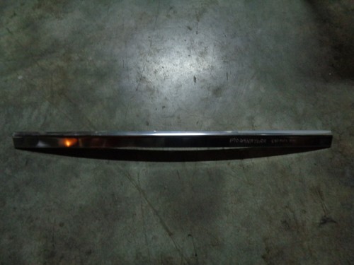 M8449 modanatura cofano - xx,