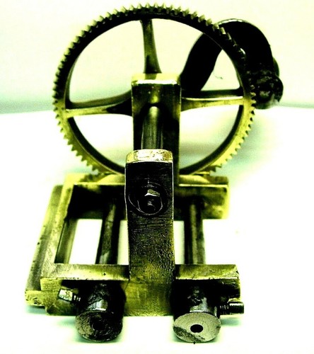 Strumento orologiaio vecchio