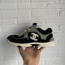 Sneakers CHANEL in pelle