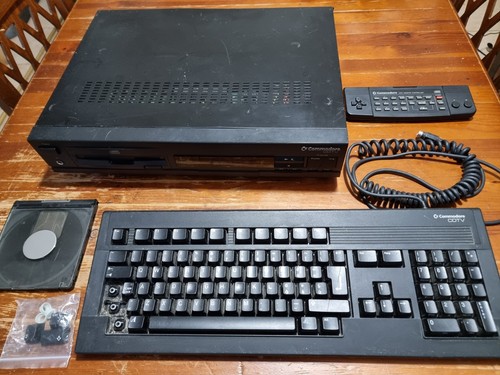Commodore cdtv 1000 - +, caddy