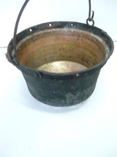 Antico paiolo in rame degli