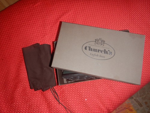 Nuove scarpe classiche - , church