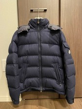 Piumino corto MONCLER