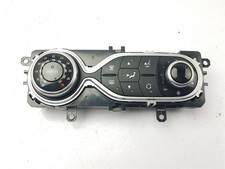 2017 RENAULT CAPTUR HEATER