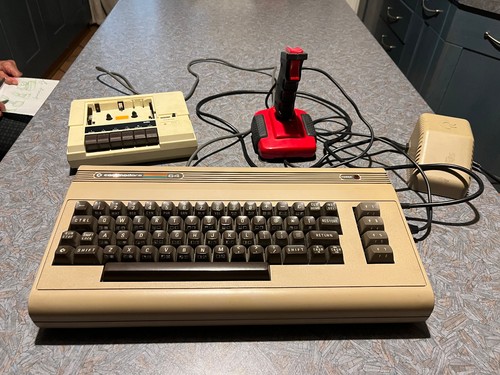 Commodore registratore - 64,